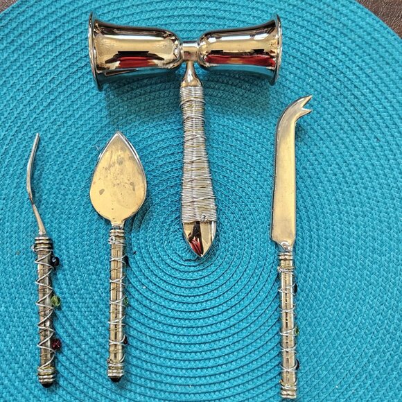 Enchanted Charcuterie Serving Set and Jigger - Picture 3 of 8